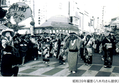 花街のお座敷唄「謡越中三日市音頭」昭和10年撮影