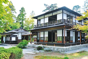 富山県黒部市若栗にある松桜閣（しょうおうかく）