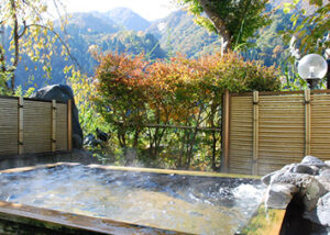 開放感あふれる絶景露天風呂「グリーンホテル喜泉」
