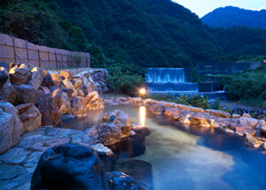 野山に佇む歴史ある名湯「小川温泉元湯ホテルおがわ」